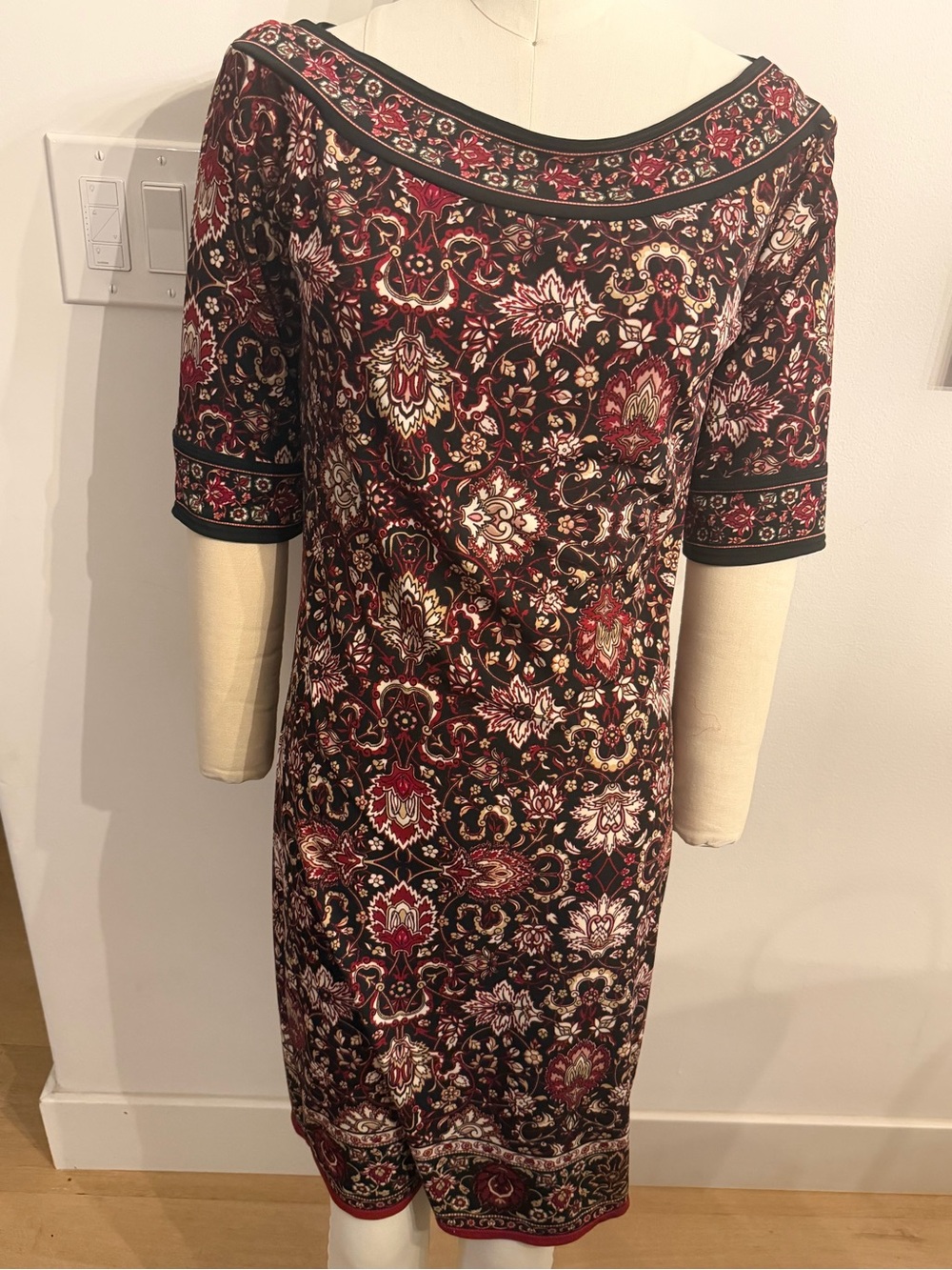 Boatneck Midi Dress in Burgundy Floral